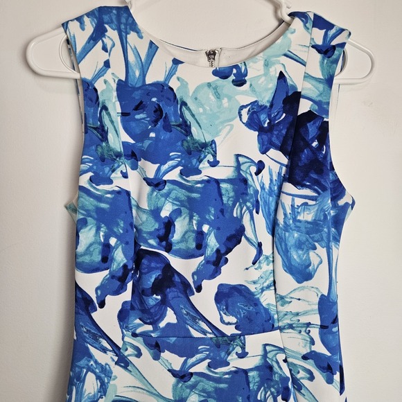 Calvin Klein Sheath Dress Womens Sz 4 Knee Length Sleeveless Scuba Office Career - Picture 10 of 10